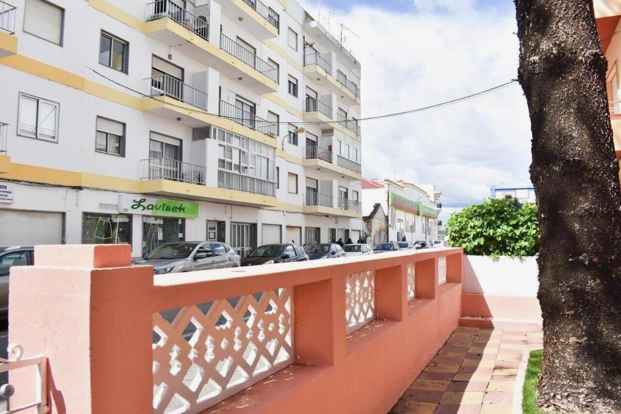 Appartamento Casa da Aida Fuzeta Esterno foto